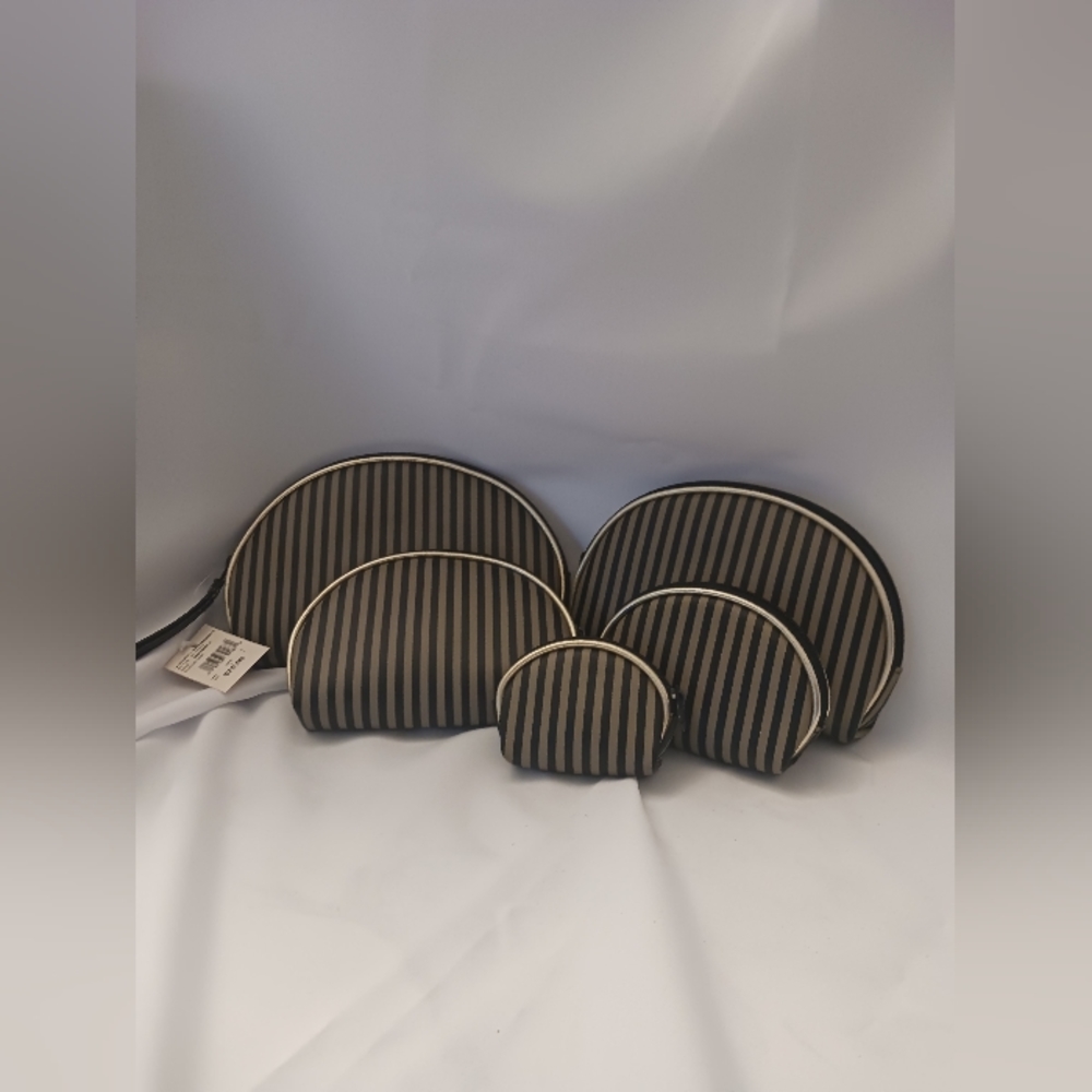 NWT Cosmetic Bags Set of 5 from large to coin purse size